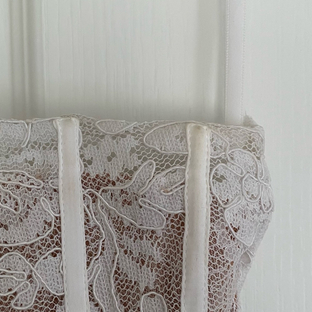 V. Chapman Capulet Midi Dress in White Chantilly Lace - Picture 7 of 8